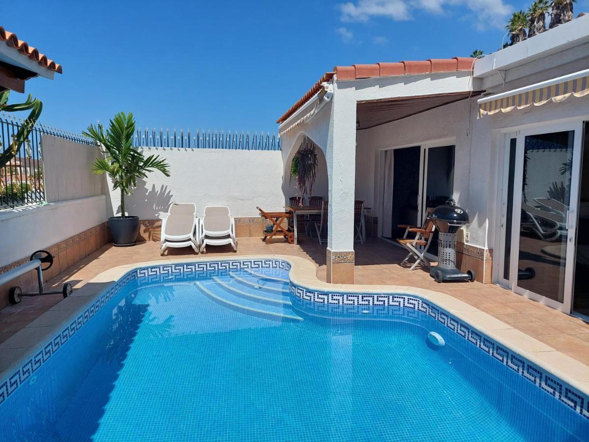Beautiful Holiday Villa With Heated Private Pool, Los Cristianos Лос-Крістіанос Екстер'єр фото