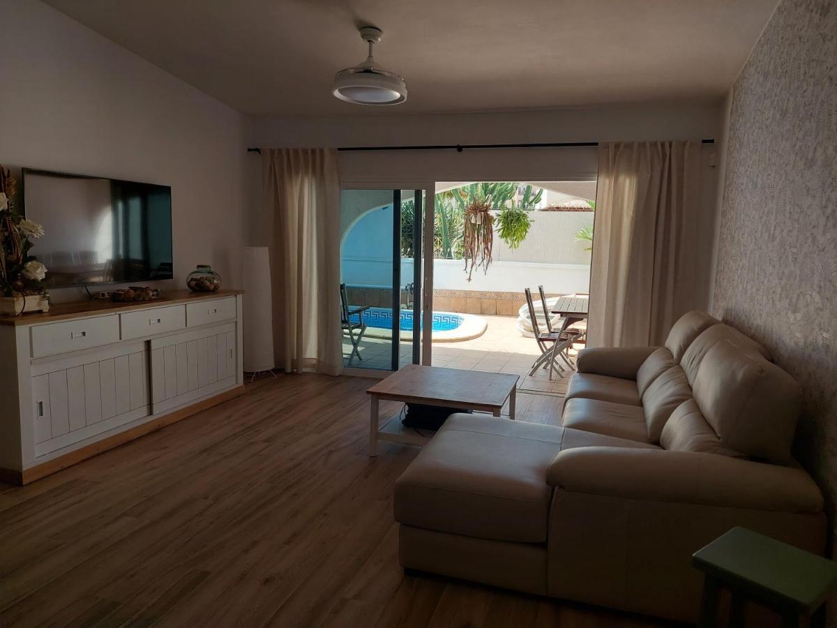 Beautiful Holiday Villa With Heated Private Pool, Los Cristianos Лос-Крістіанос Екстер'єр фото