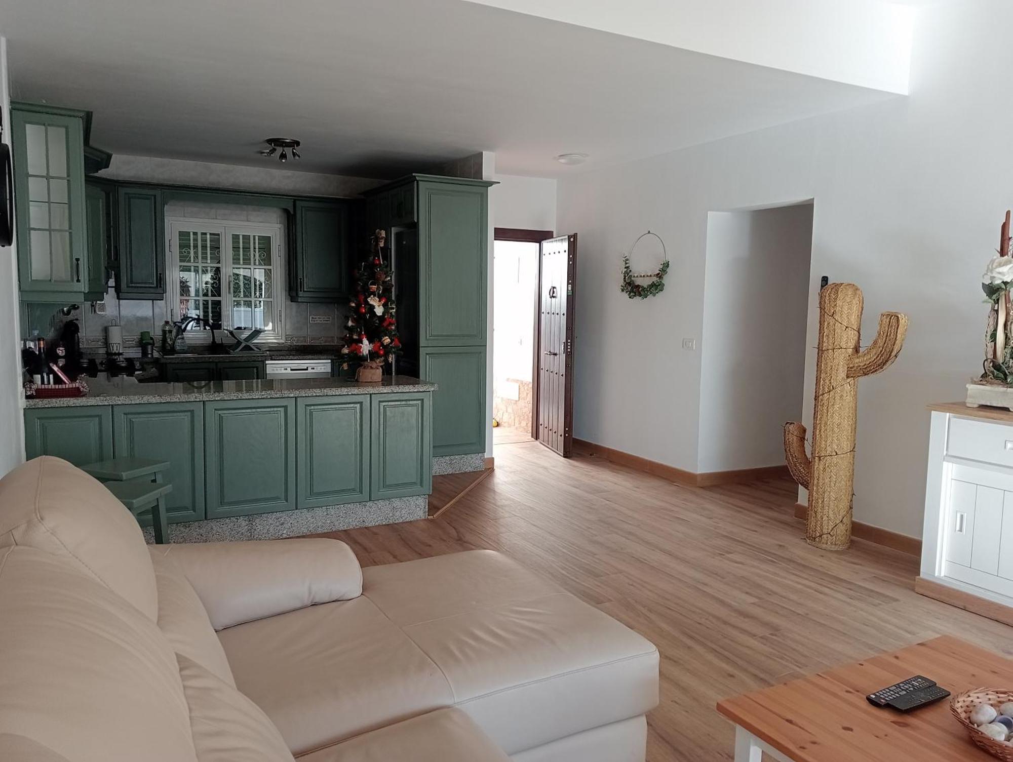 Beautiful Holiday Villa With Heated Private Pool, Los Cristianos Лос-Крістіанос Екстер'єр фото