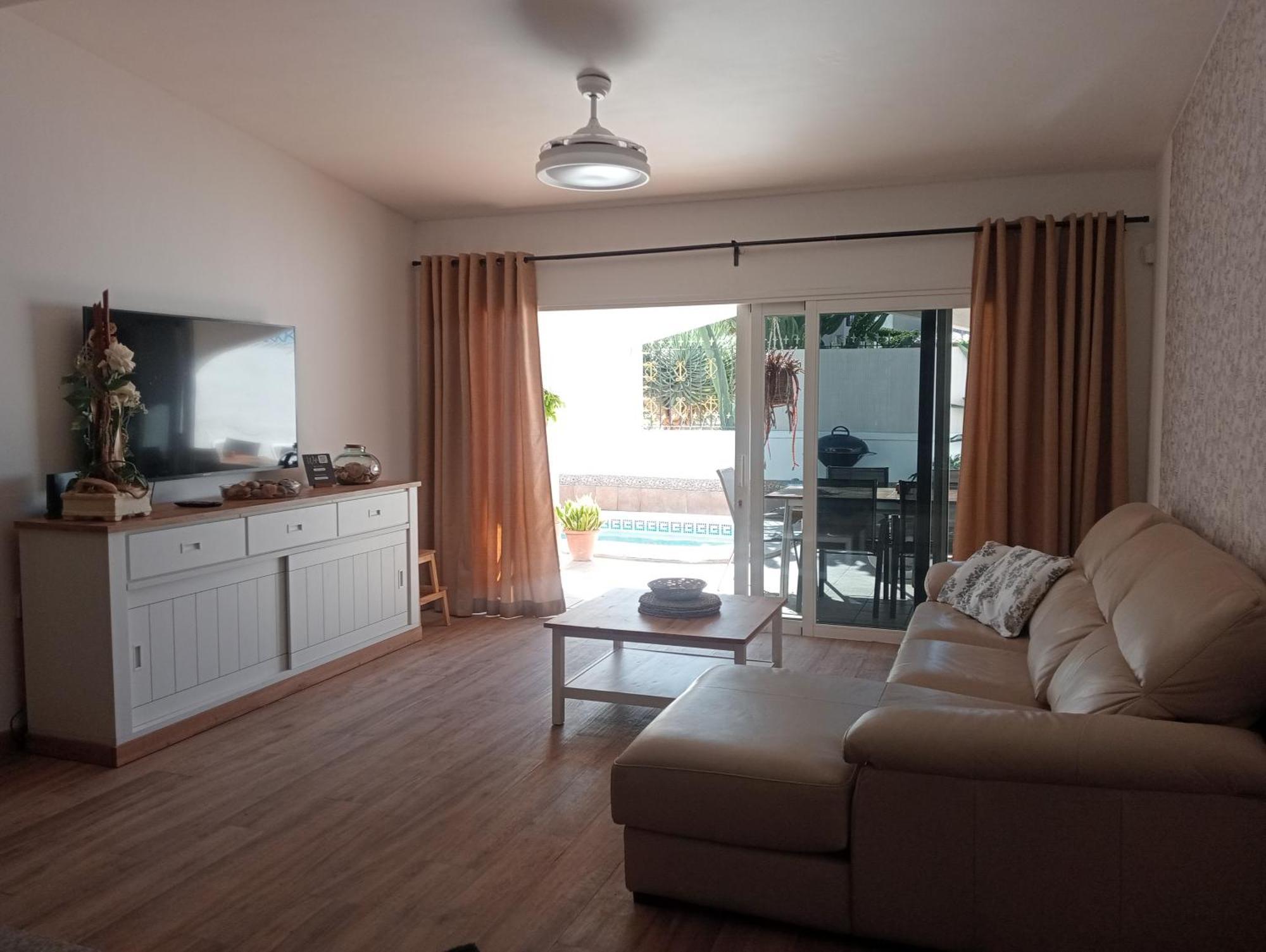 Beautiful Holiday Villa With Heated Private Pool, Los Cristianos Лос-Крістіанос Екстер'єр фото