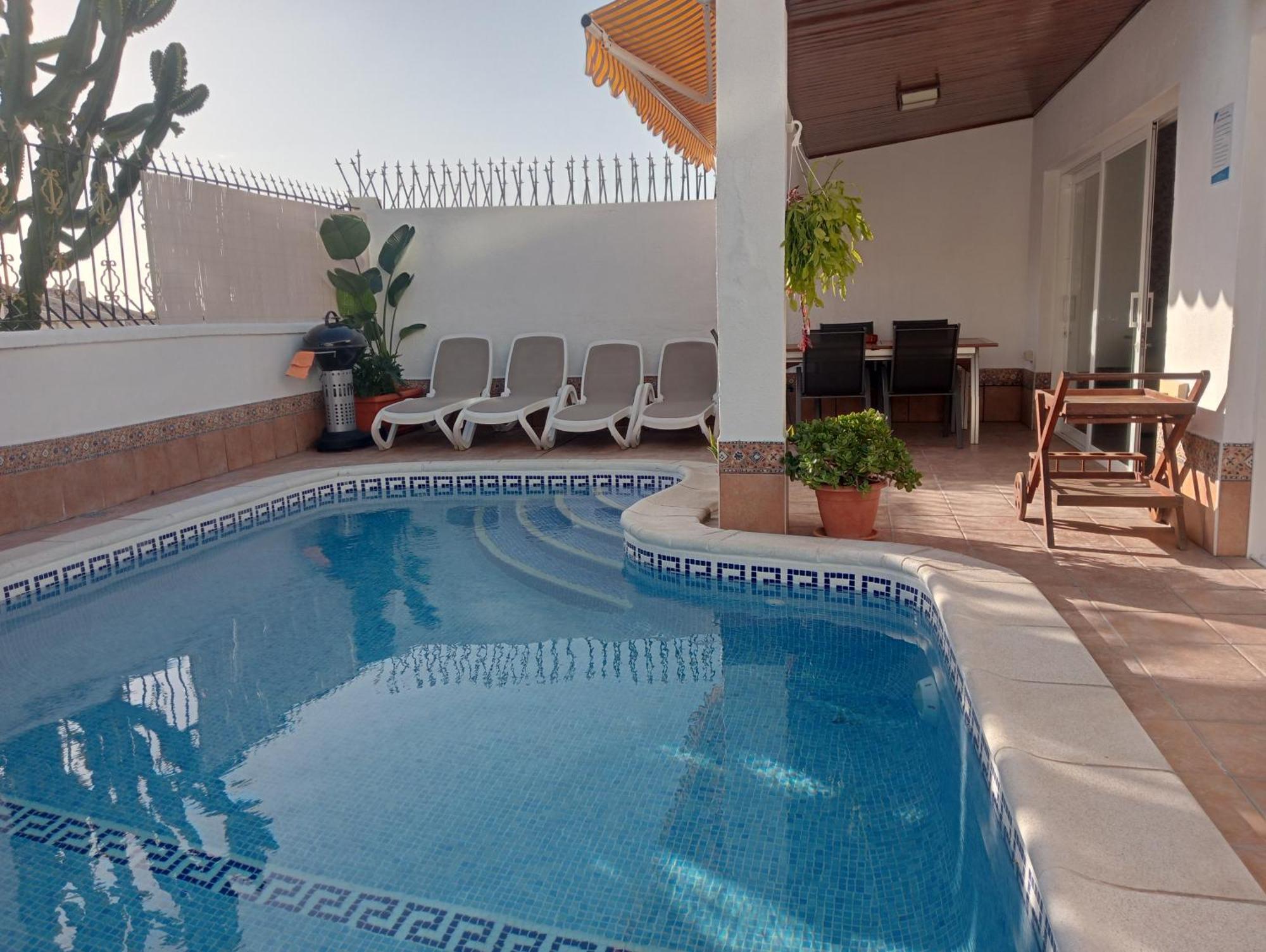 Beautiful Holiday Villa With Heated Private Pool, Los Cristianos Лос-Крістіанос Екстер'єр фото